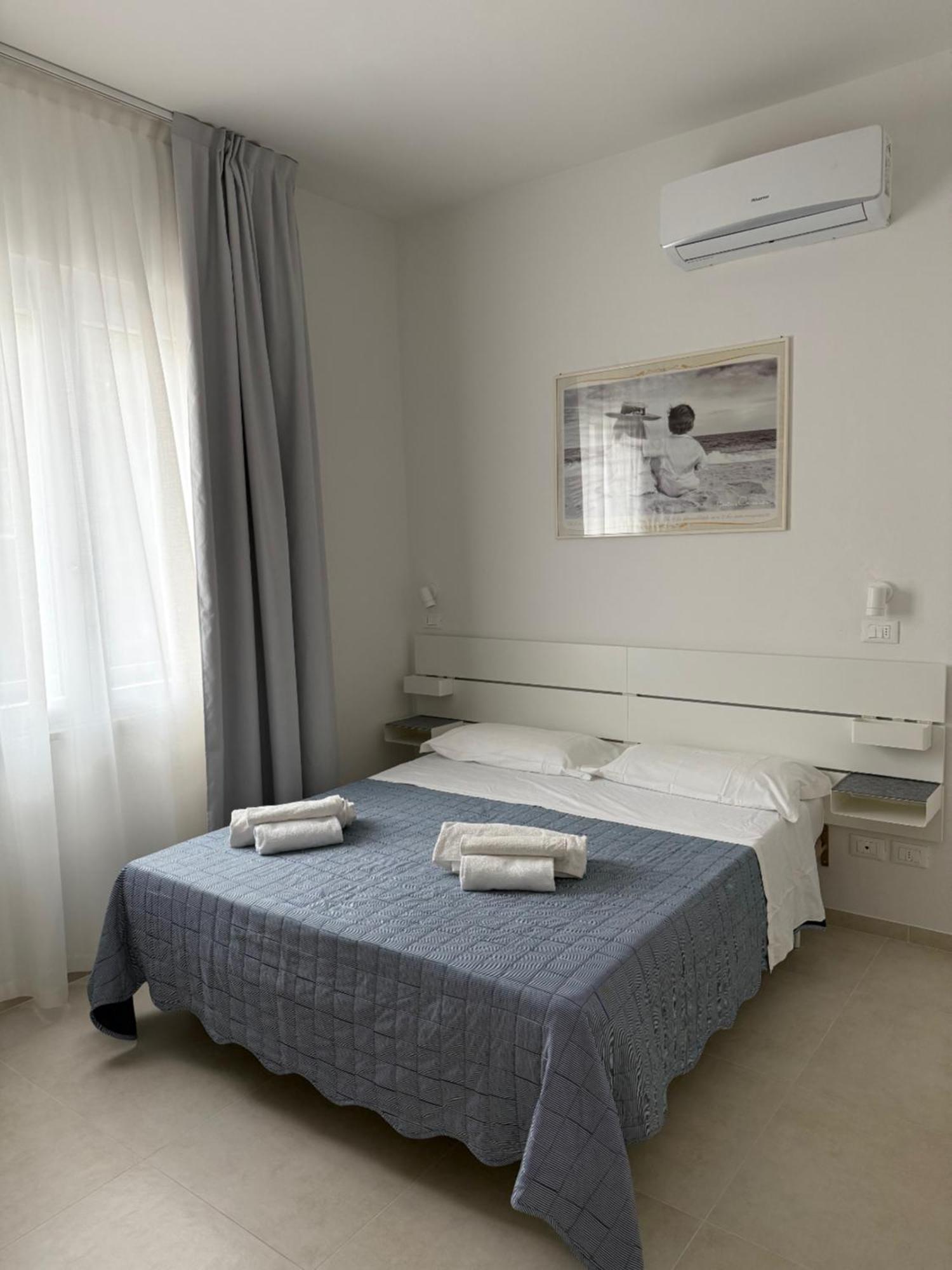 Hotel Pigalle ريميني المظهر الخارجي الصورة